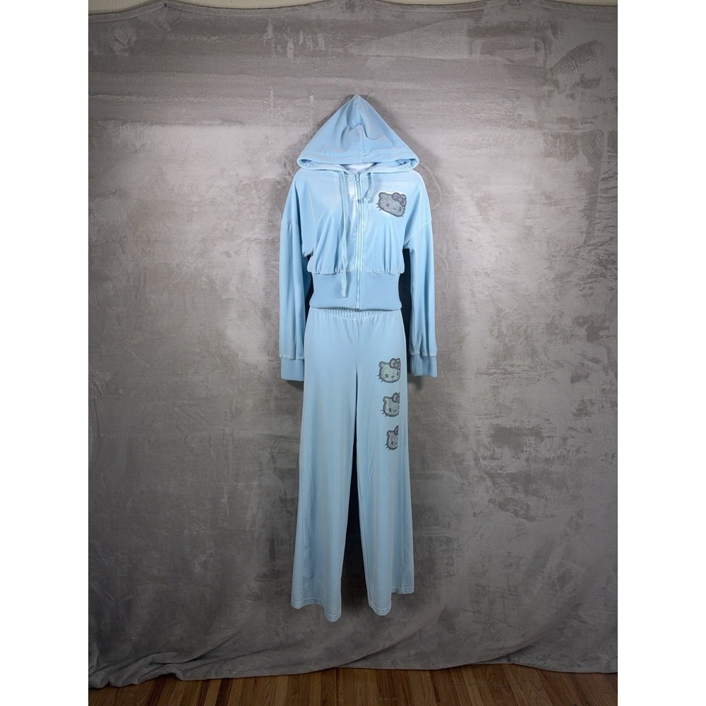 FOREVER 21 x Hello Kitty Velour Tracksuit Womens Size Small Baby Blue Y2K
